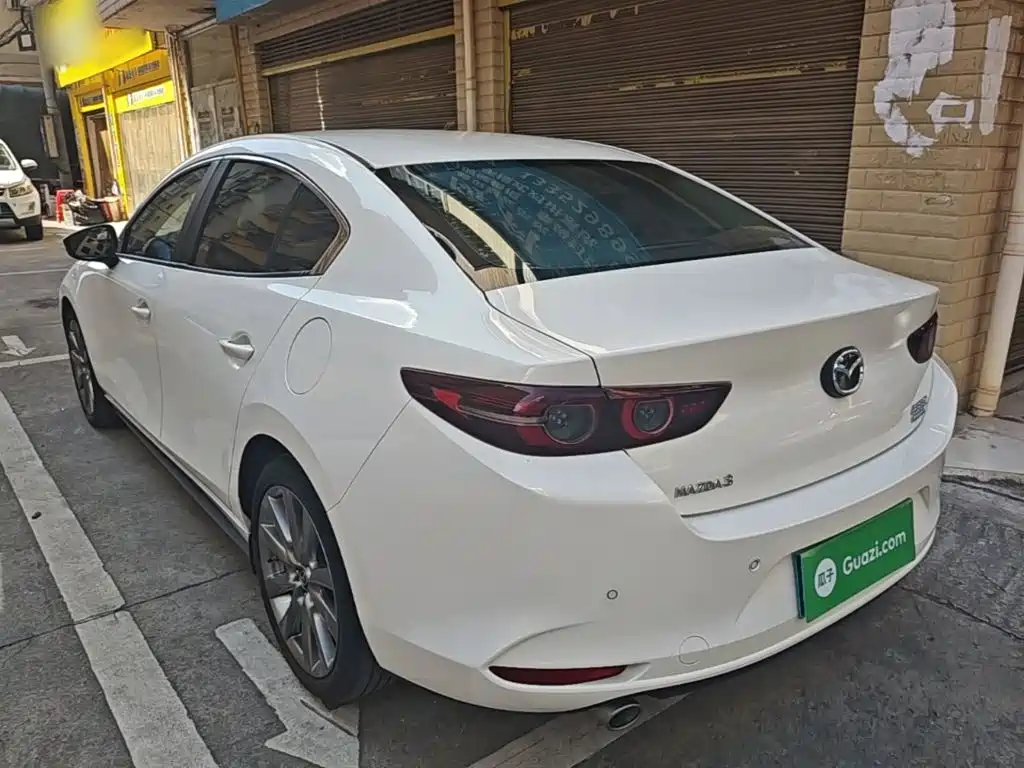 Mazda 3 Axela 2021