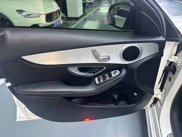 Mercedes-Benz C-Class 2018