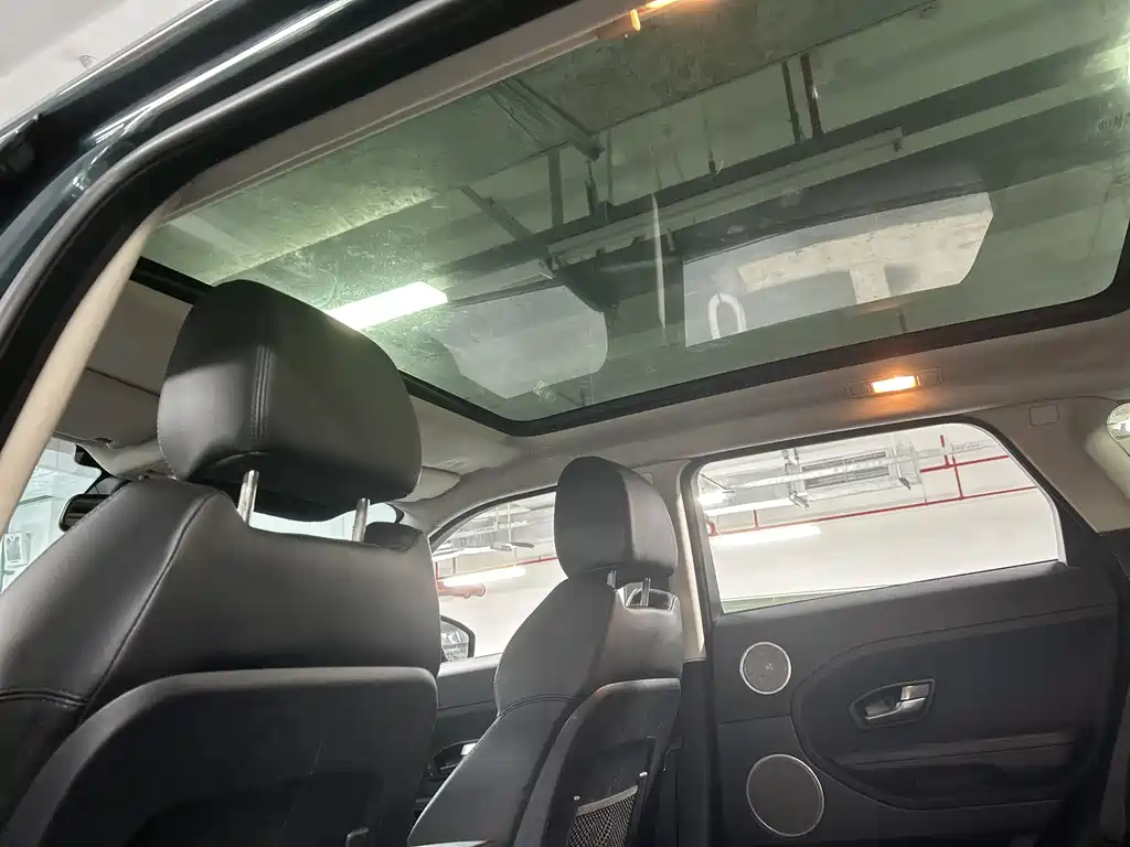 Land Rover Evoque 2014 — фото 10