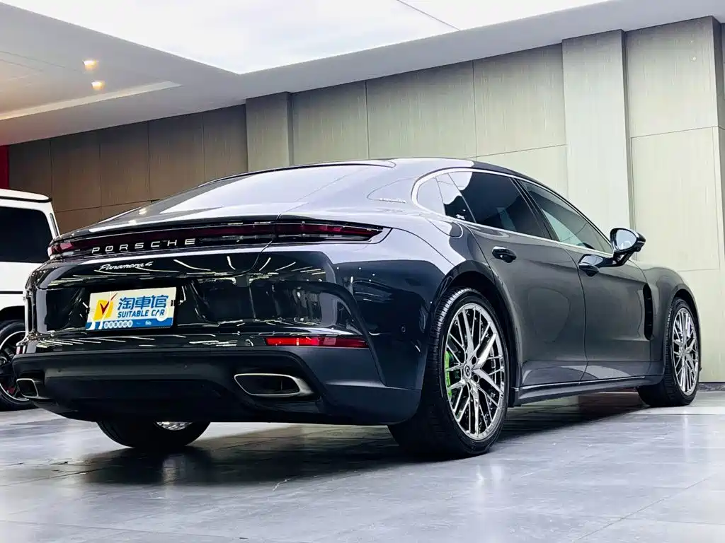 Porsche Panamera 2025 — фото 4