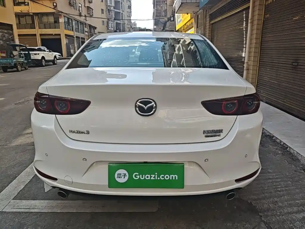 Mazda 3 Axela 2021