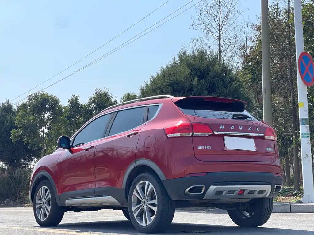 Haval H2s 2017 — фото 5