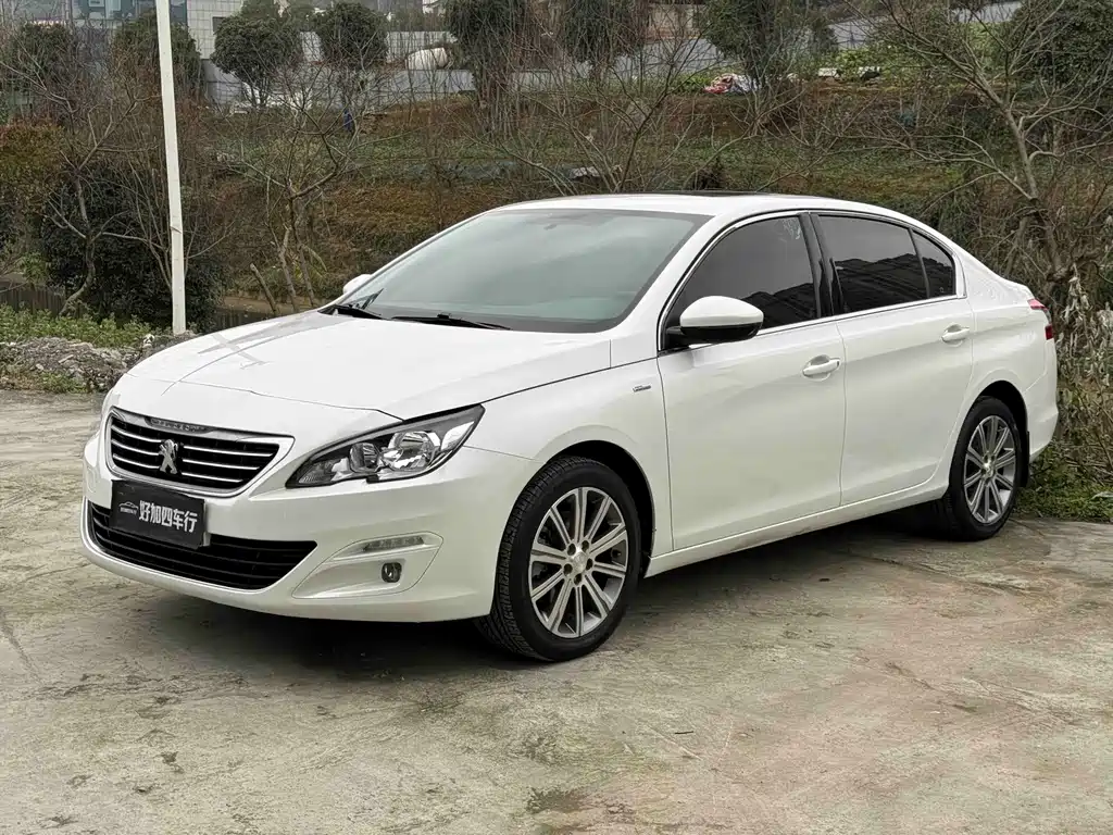 Peugeot 408 2018 — фото 1