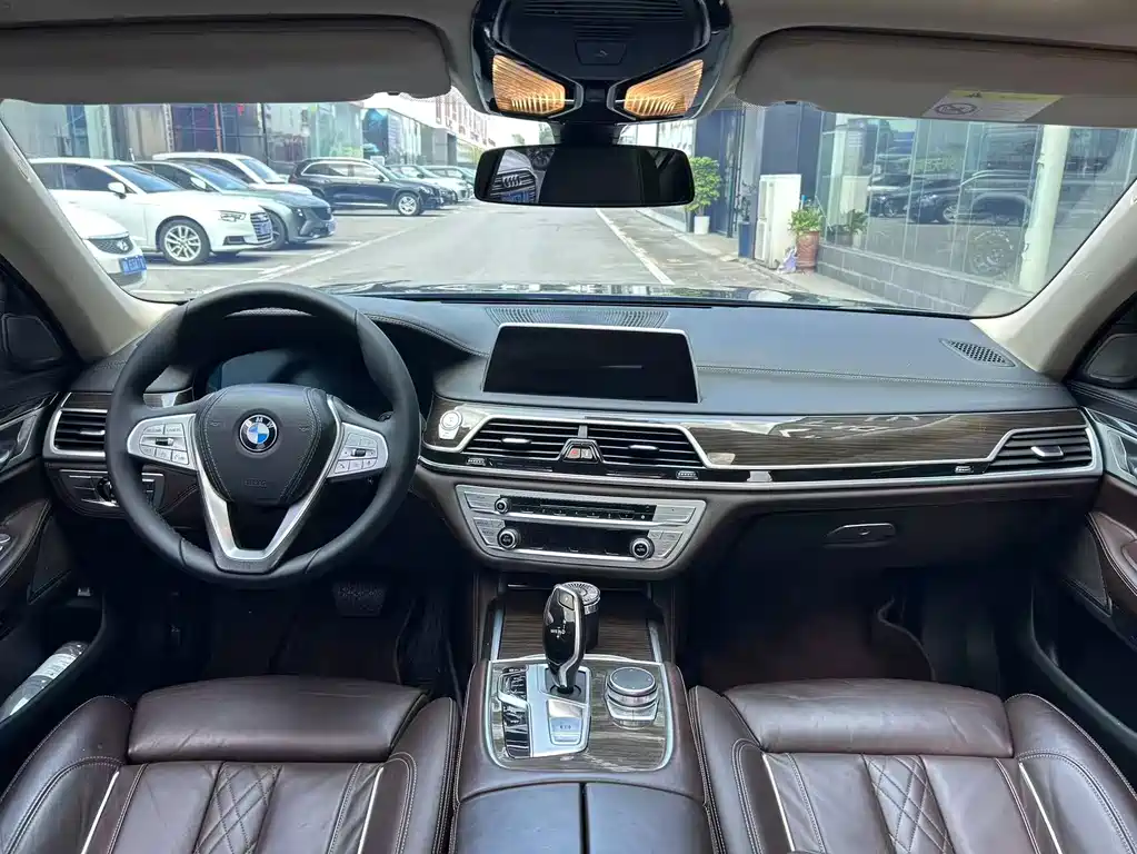 BMW 7 Series 2020