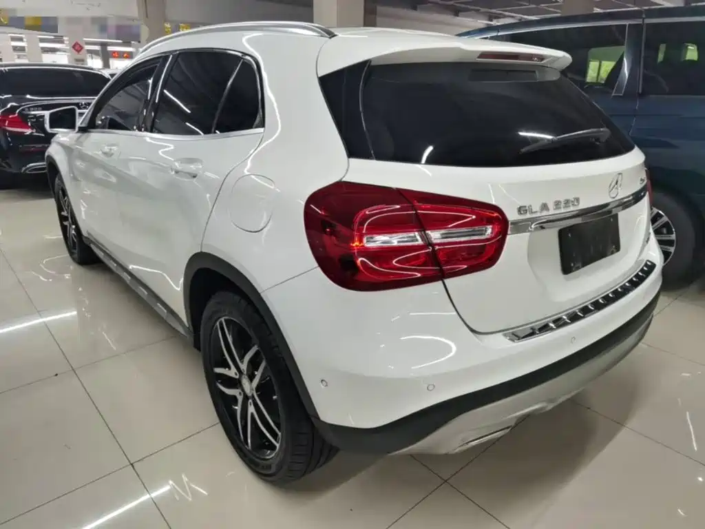Mercedes-Benz GLA 2017 — фото 5