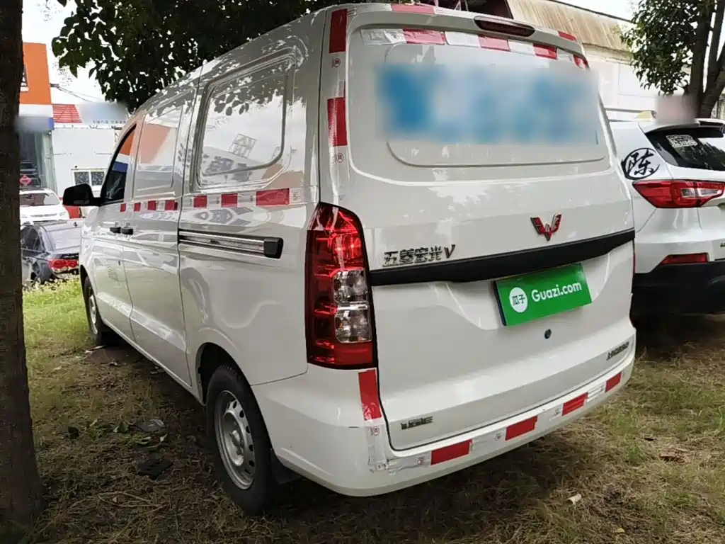 Wuling Hongguang V 2024
