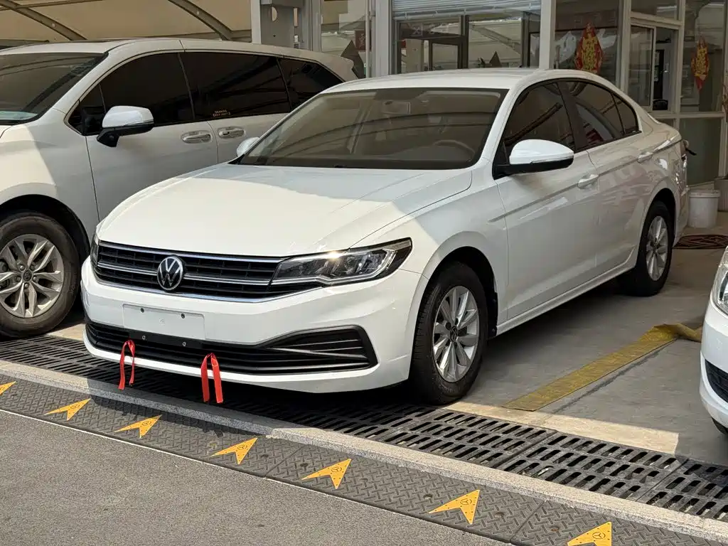 Volkswagen Bora 2022
