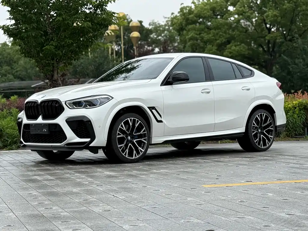 BMW X6 M 2022