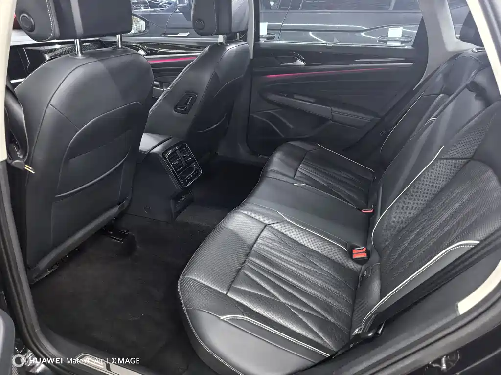 Volkswagen Passat 2023