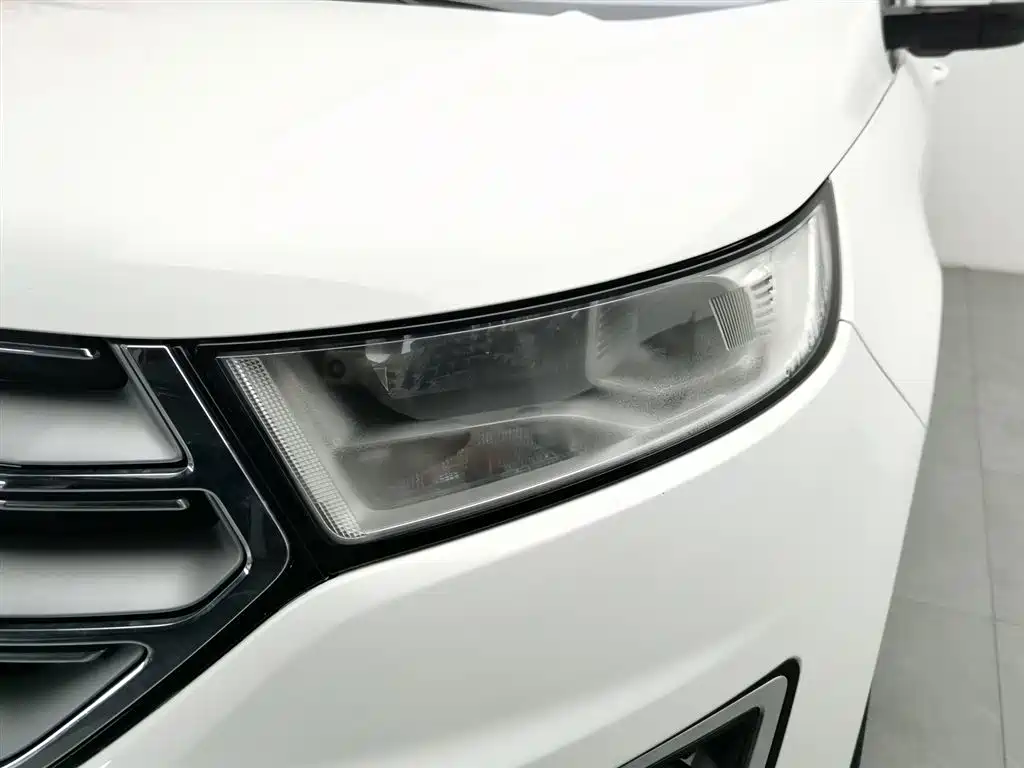 Ford Edge 2015 — фото 7