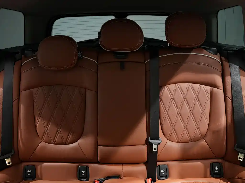 MINI Clubman 2020 — фото 19