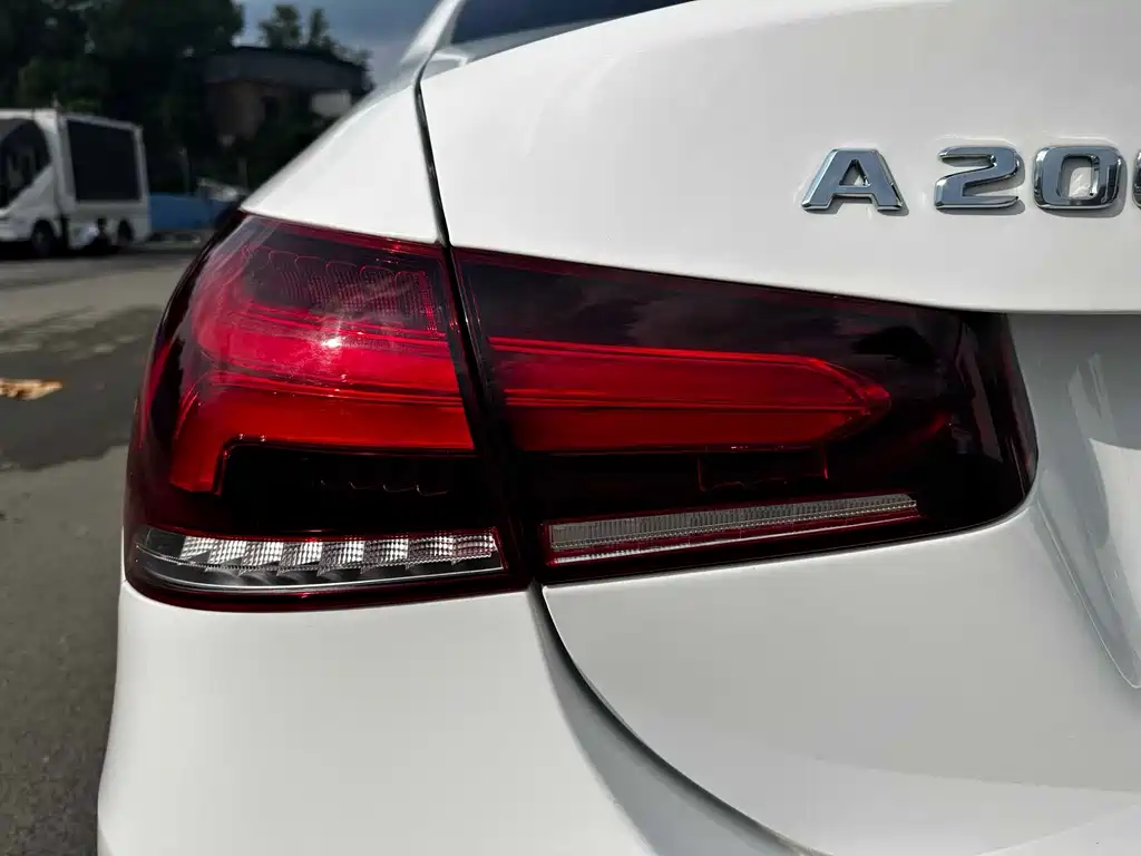 Mercedes-Benz A-Class 2022 — фото 15