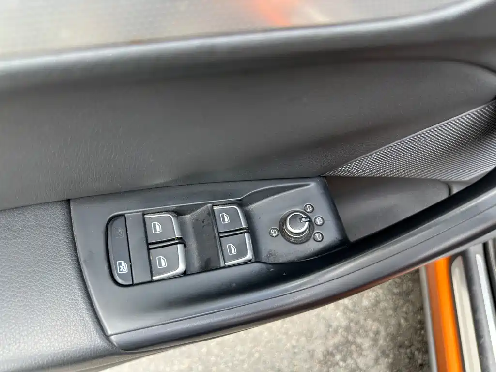 Audi Q3 2014 — фото 14