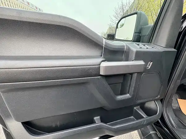 Ford F-150 Raptor 2019
