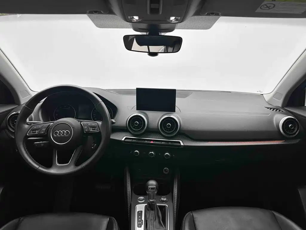 Audi Q2L 2022 — фото 14