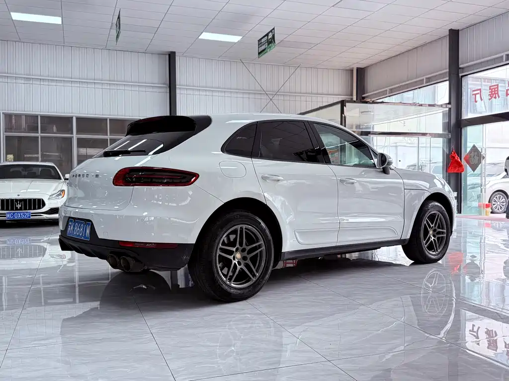 Porsche Macan 2015 — фото 4