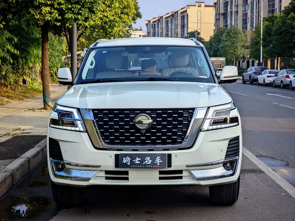 Nissan Patrol 2017 — фото 2
