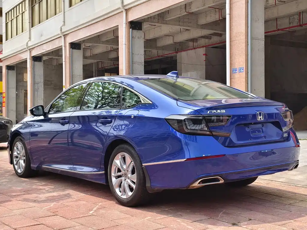 Honda Accord 2019 — фото 9