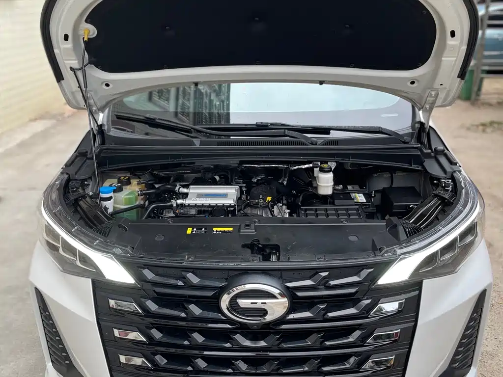 GAC Motor Trumpchi M6 2023 — фото 12