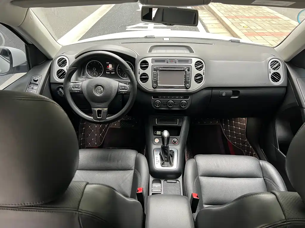 Volkswagen Tiguan 2016 — фото 12