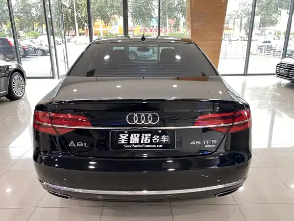 Audi A8 2015