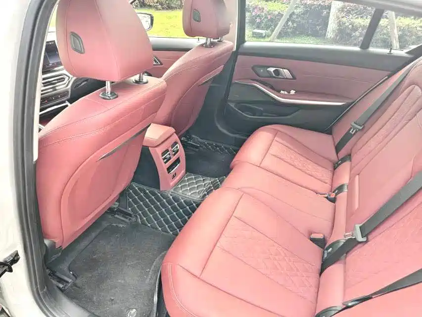 BMW 3 Series 2024