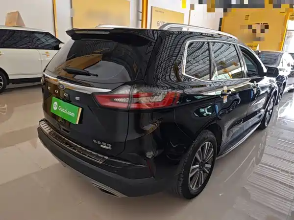 Ford Edge 2022