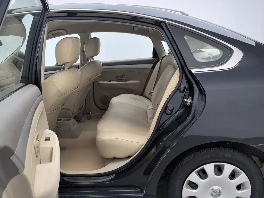 Nissan Sylphy 2014 — фото 15