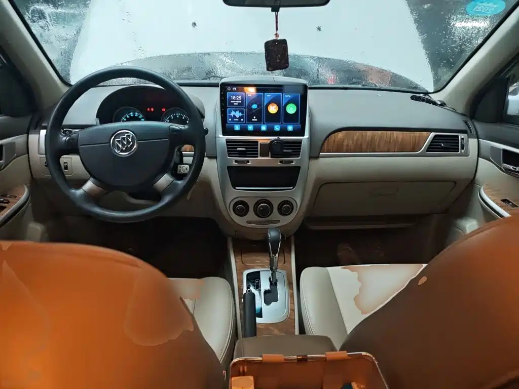 Buick Excelle 2016 — фото 10