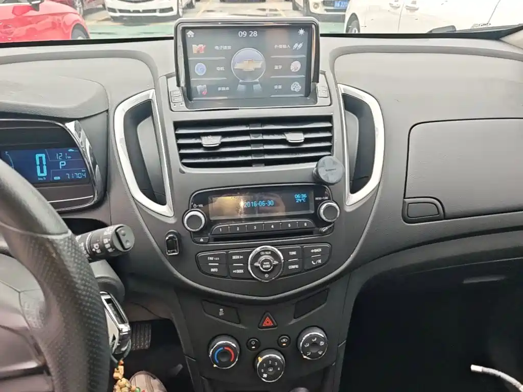 Chevrolet Trax 2016 — фото 13