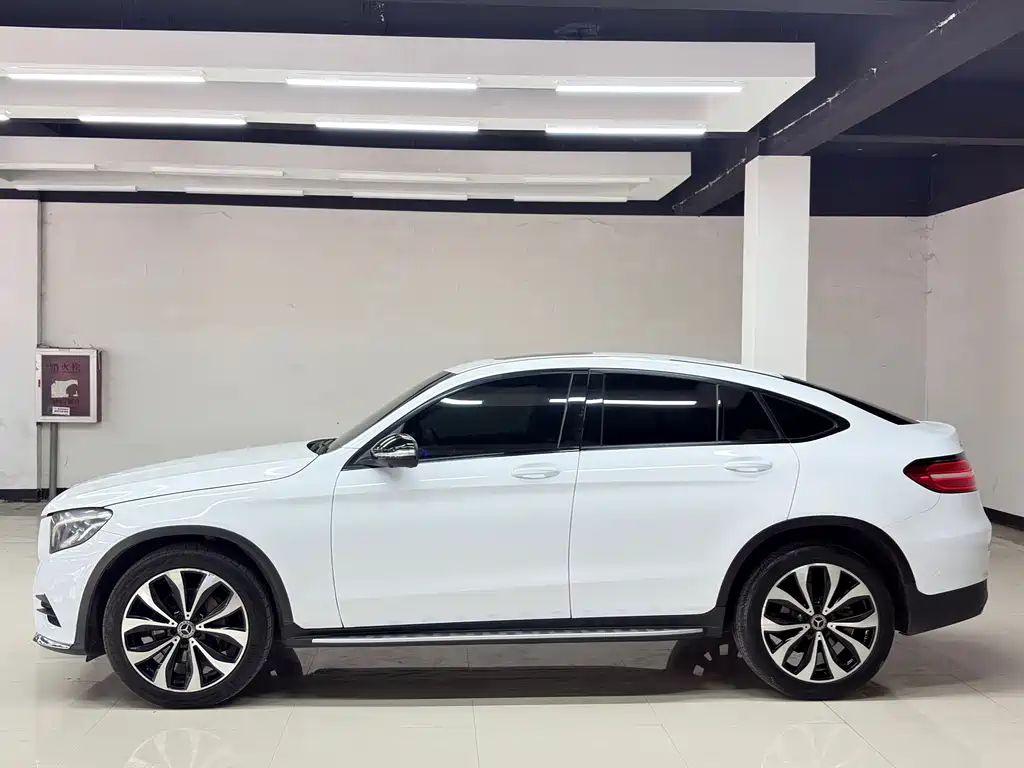 Mercedes-Benz GLC Coupe 2017 — фото 4