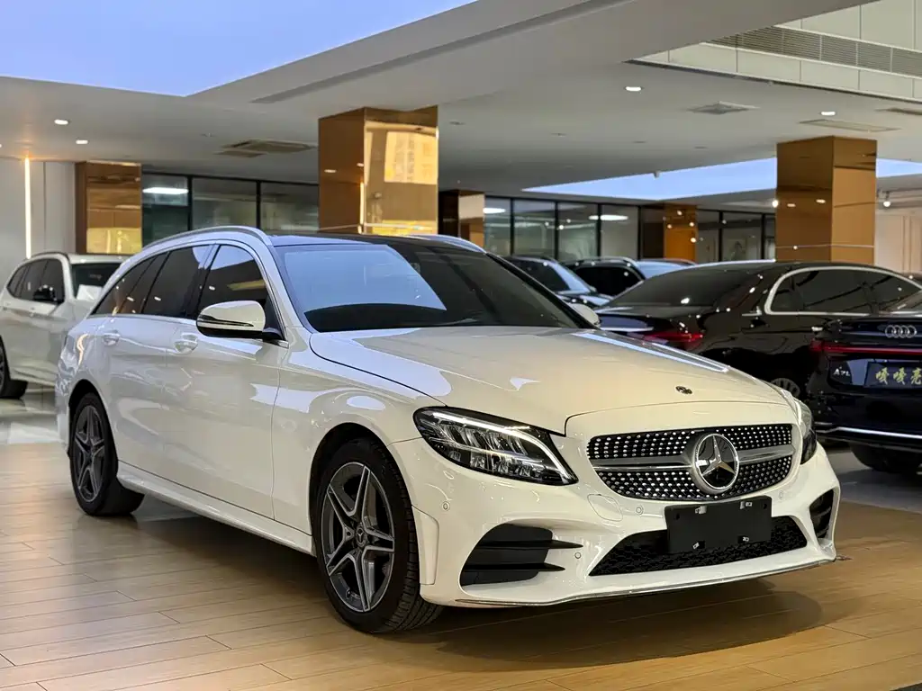 Mercedes-Benz C-Class 2019 — фото 3