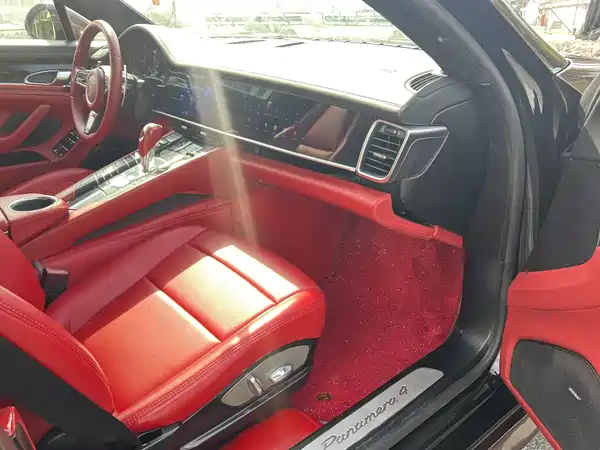 Porsche Panamera 2012