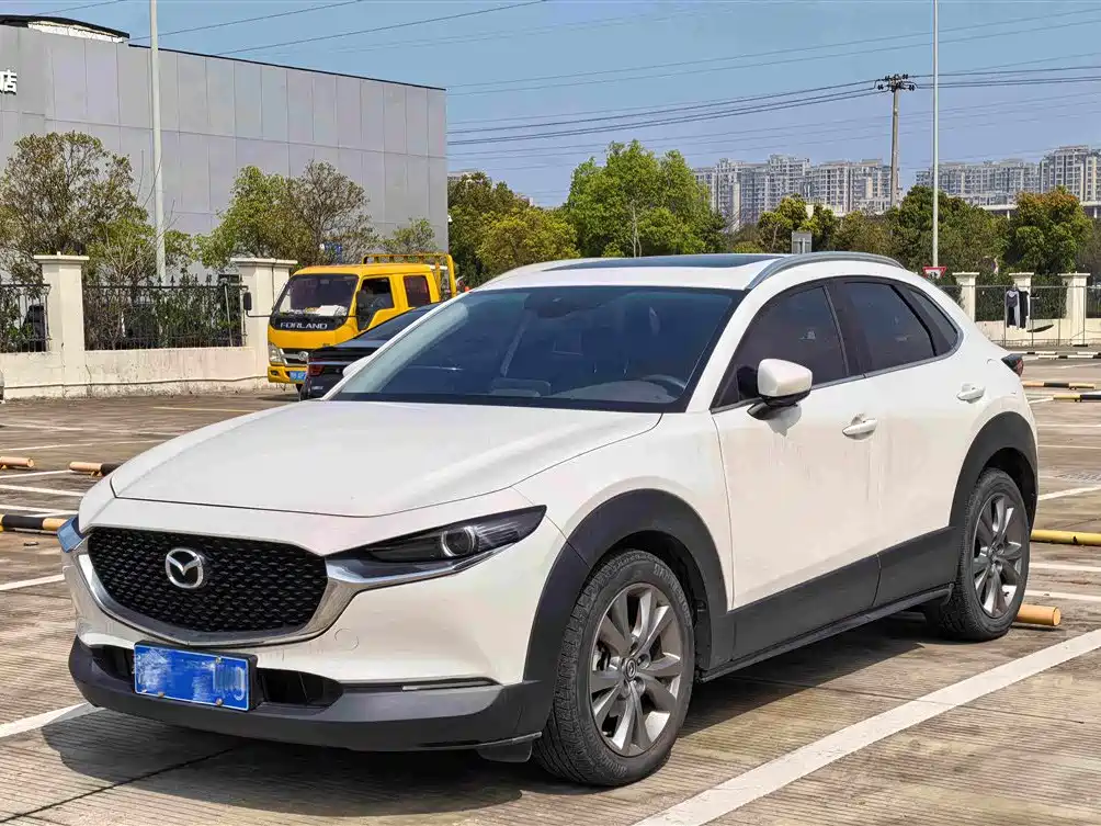 Mazda CX-30 2021 — фото 1