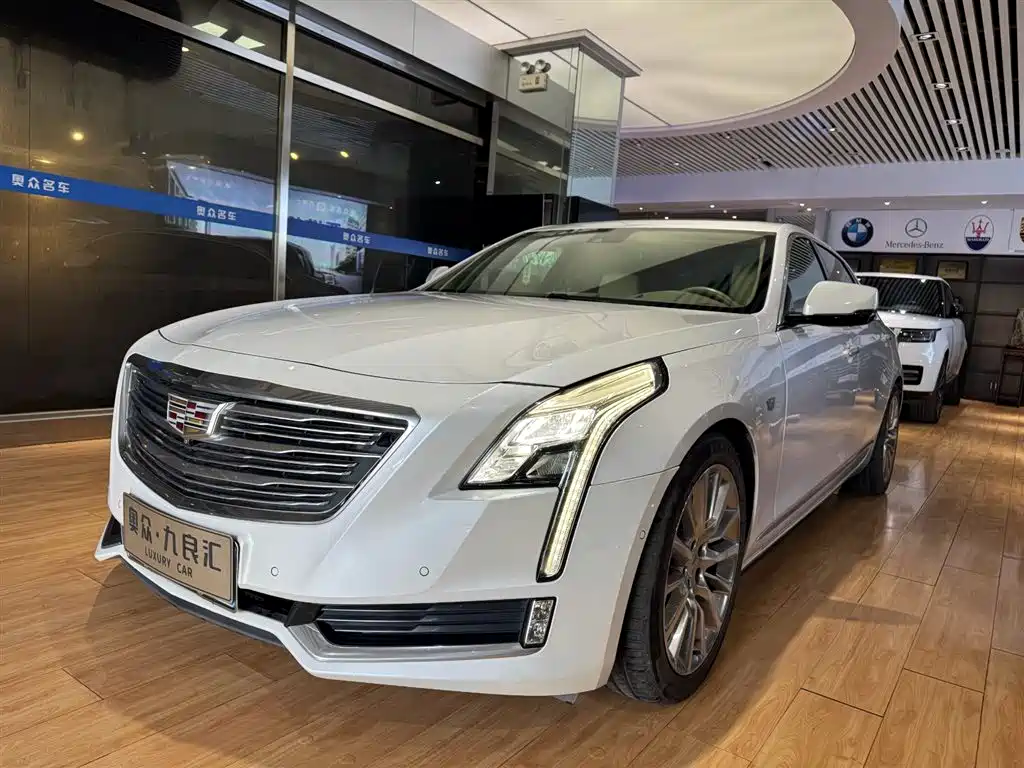 Cadillac CT6 2016 — фото 1