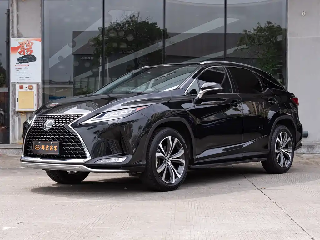 Lexus RX 2020 — фото 1
