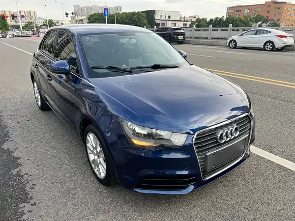 Audi A1 2014