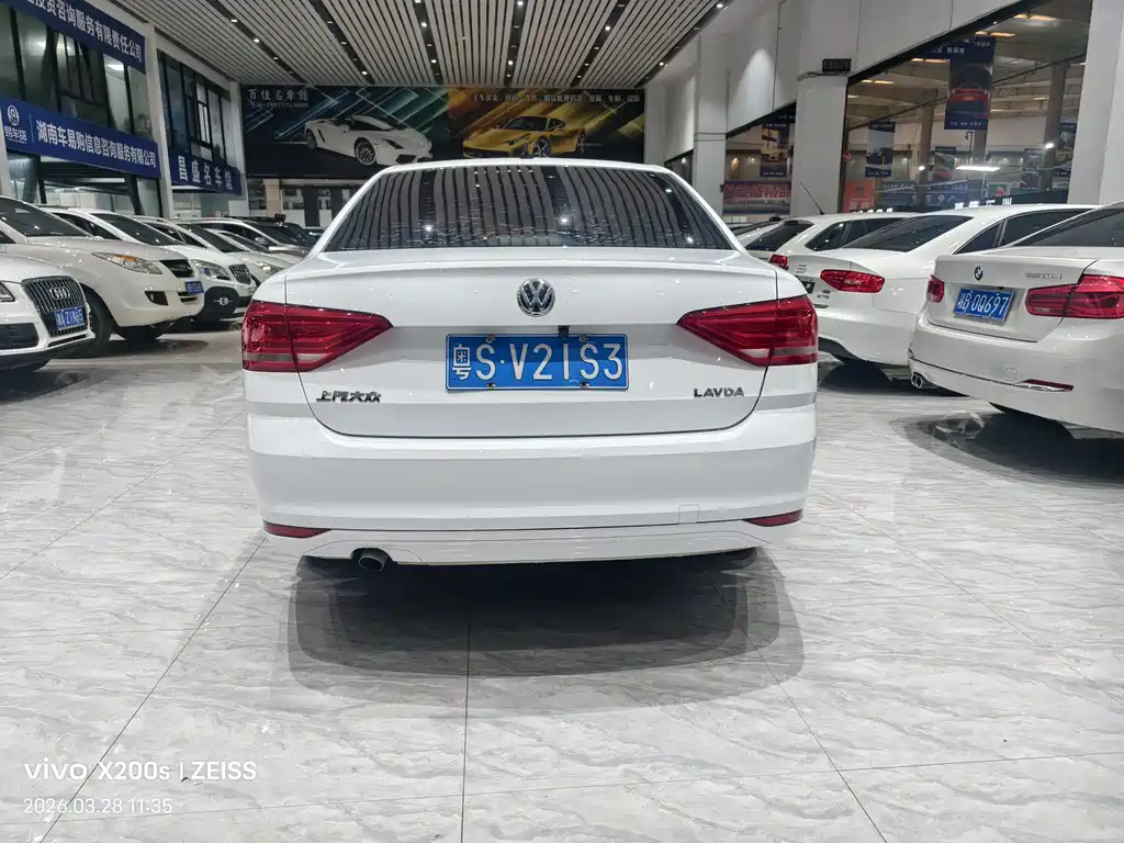 Volkswagen Lavida 2020 — фото 8
