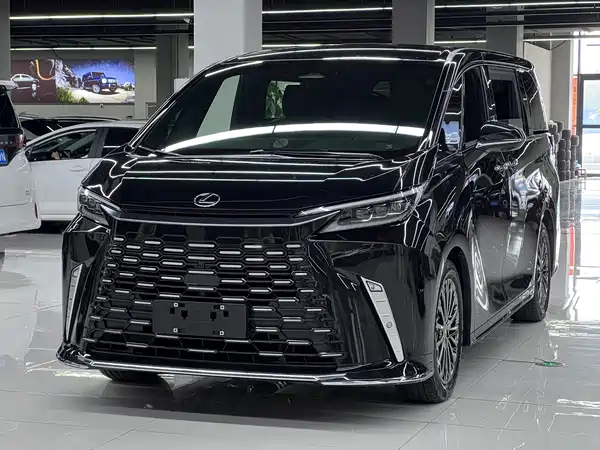 Lexus LM 2024