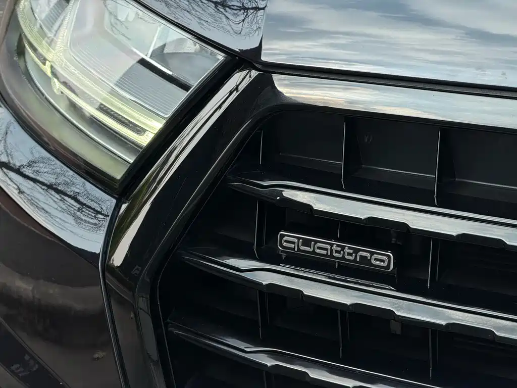 Audi Q7 2018 — фото 4