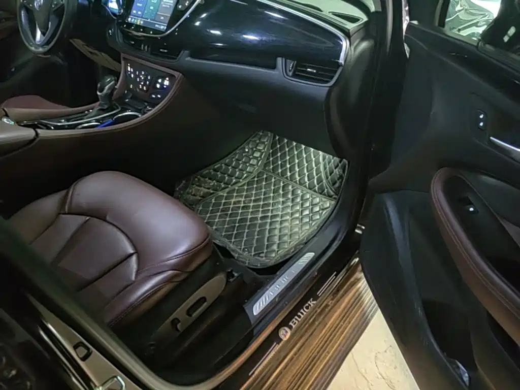 Buick Envision Plus 2021 — фото 11