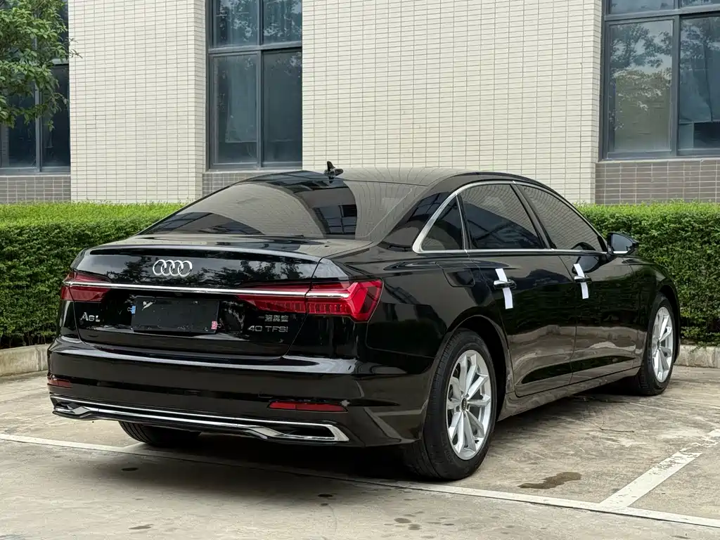 Audi A6L 2023 — фото 10