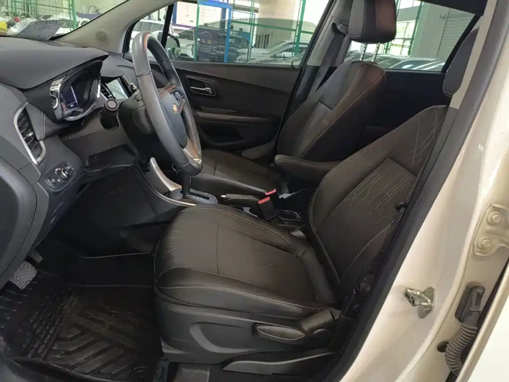 Chevrolet Trax 2017 — фото 15