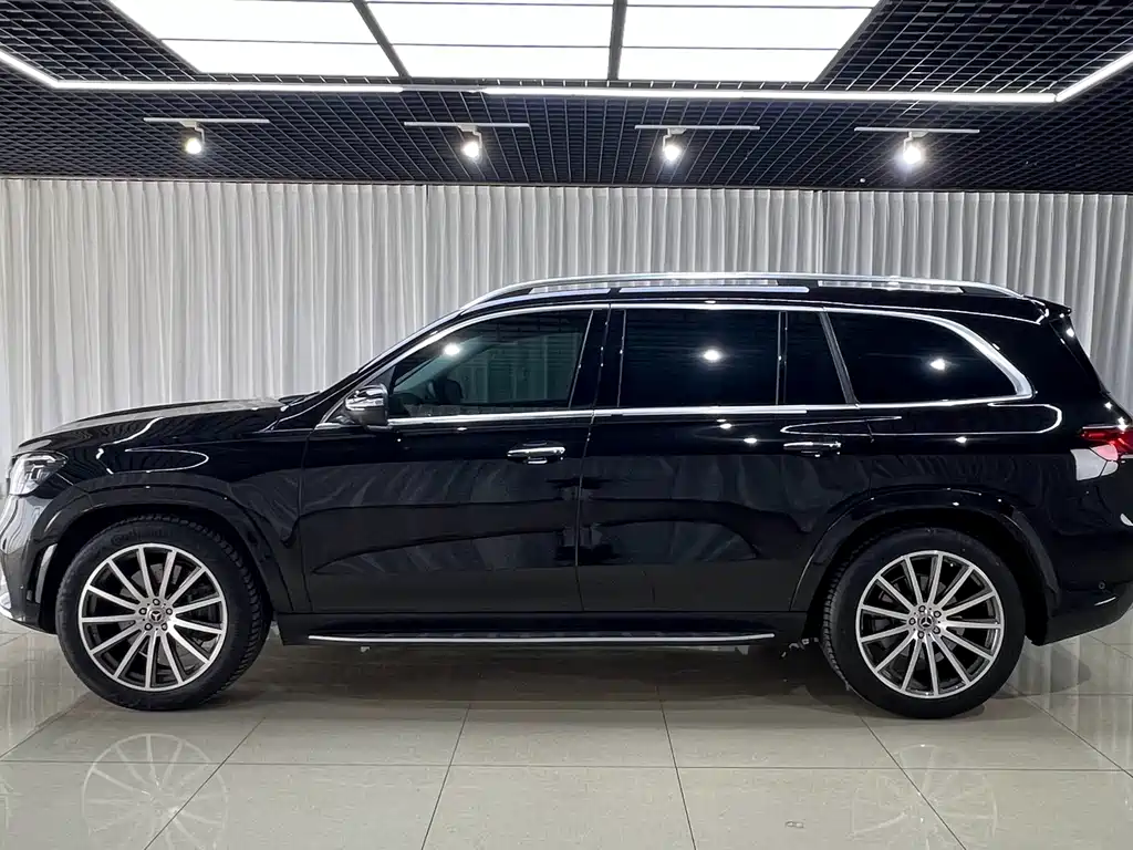 Mercedes-Benz GLS 2023