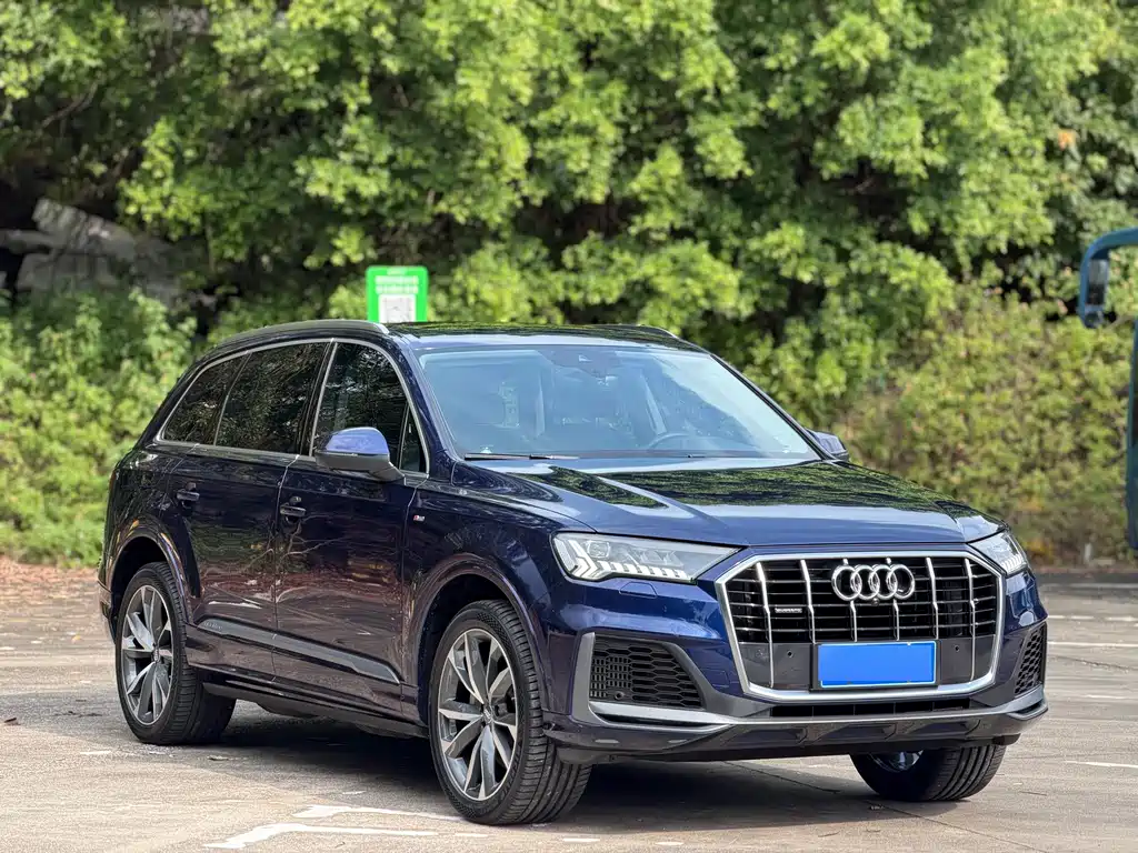 Audi Q7 2020 — фото 3