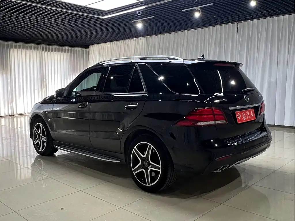 Mercedes-Benz GLE AMG 2018 — фото 4