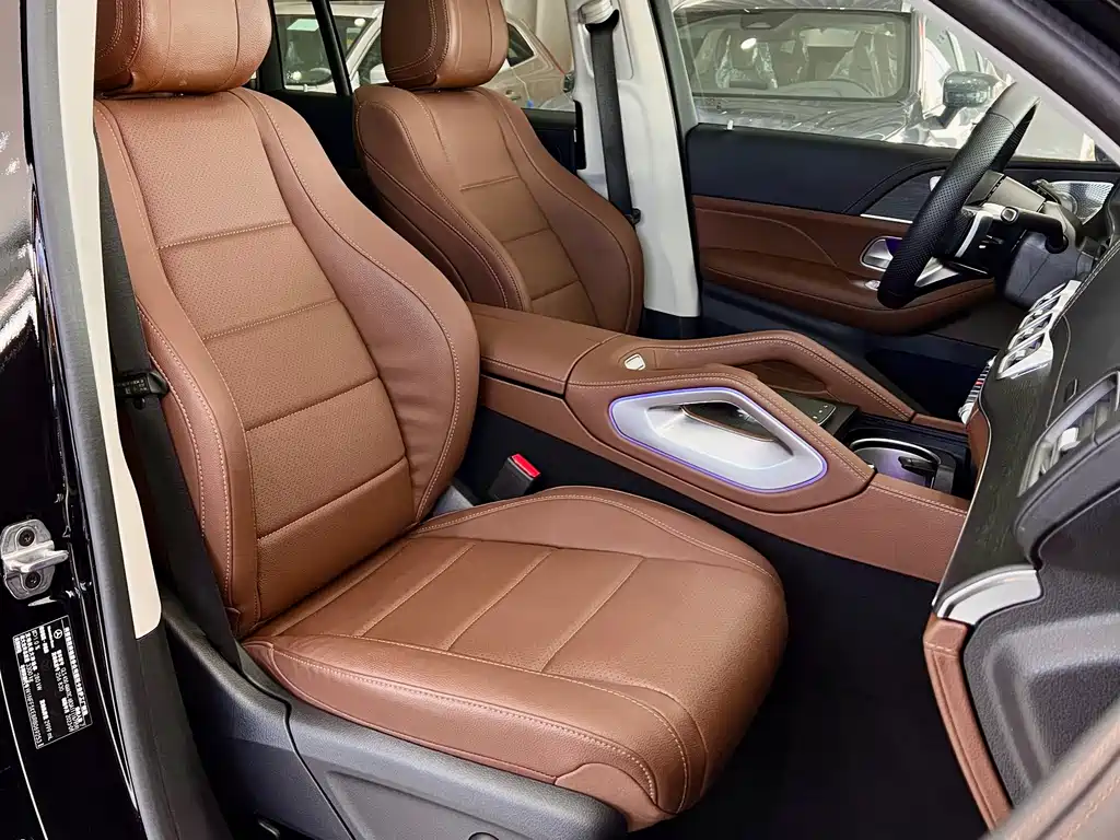 Mercedes-Benz GLS 2024 — фото 8