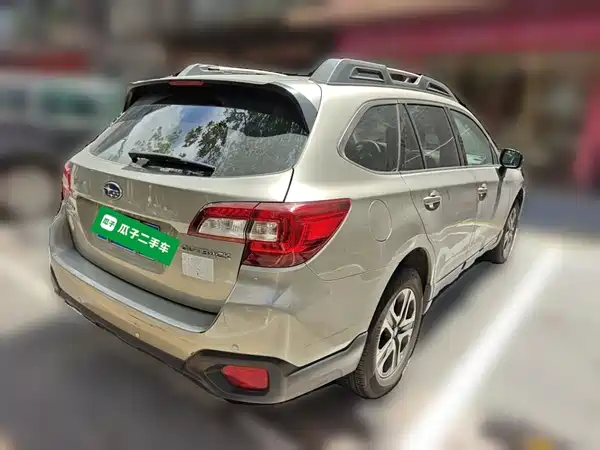 Subaru Outback 2018