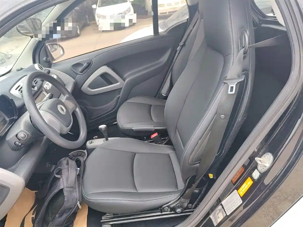 smart Fortwo 2014 — фото 15