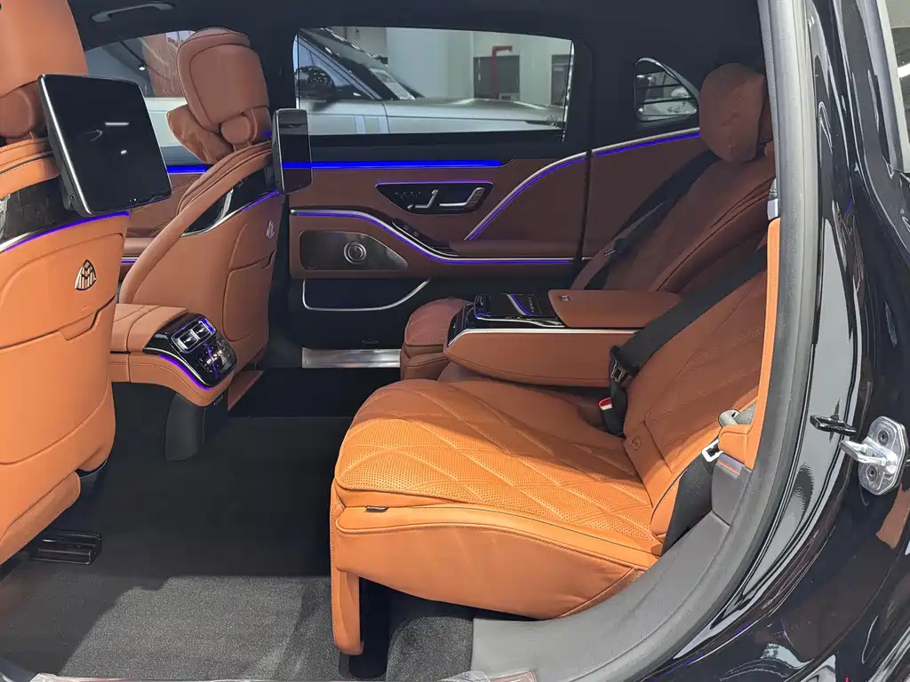 Mercedes-Benz Maybach S-Class 2025 — фото 10